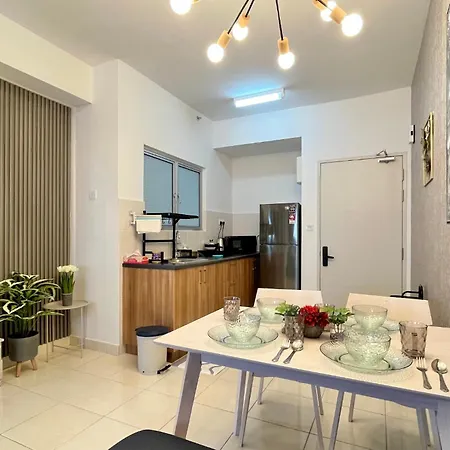 Alanis Suite With Netflix @ Klia Sepang Exterior photo